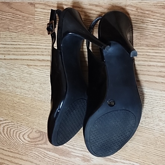 Jessica Simpson shoes size 9B - Picture 4 of 5